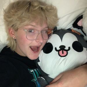 Meet your Posher, Astrid